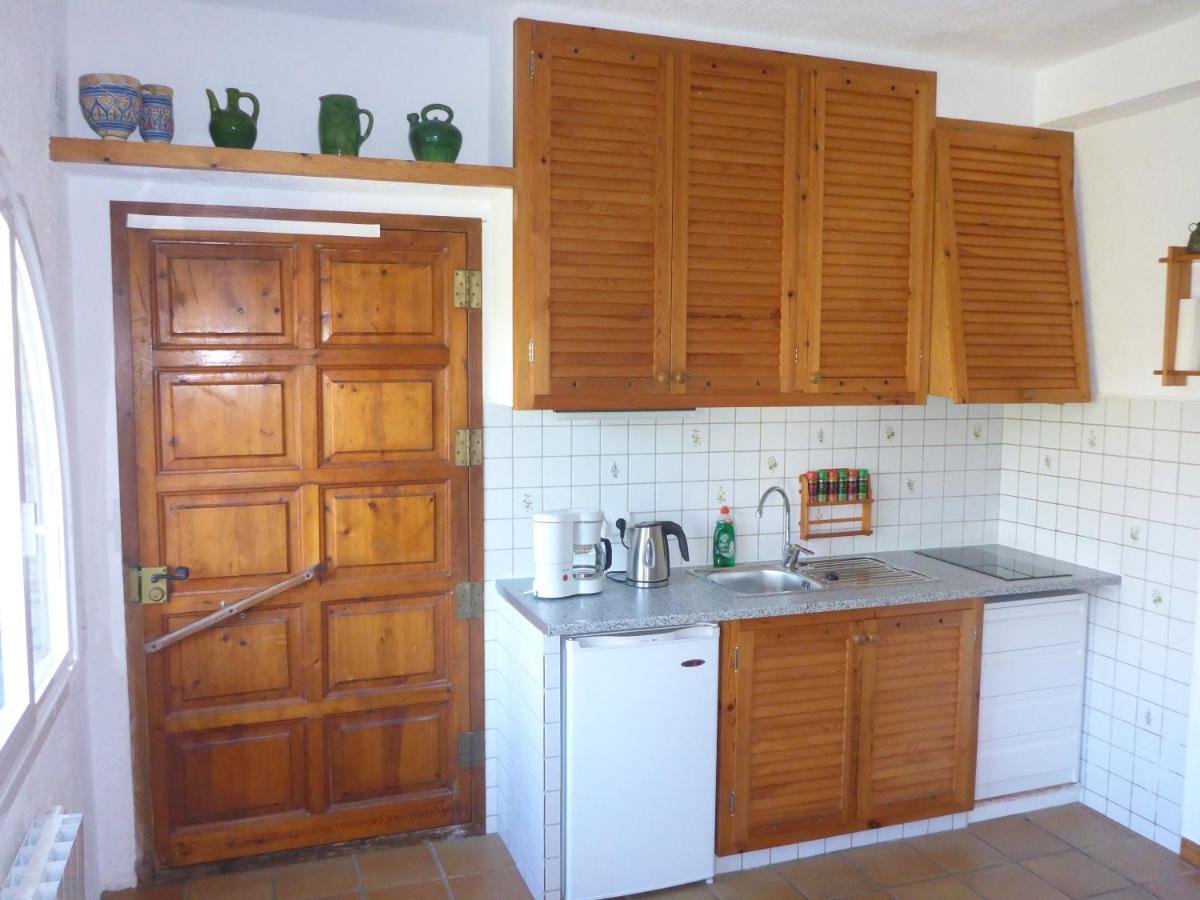 Apartment Hibiscus 卡达克斯 外观 照片